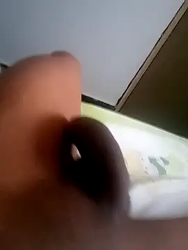 Luanpacc online show from February 5, 2025, 1:22 pm