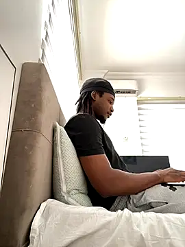 finefinance online show from November 5, 2025, 6:24 am