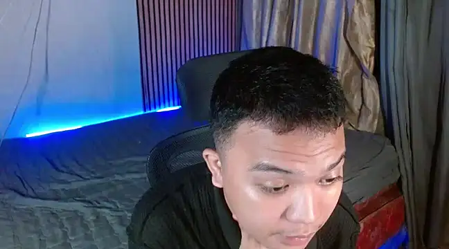 Snapshot of xsweetasian69x chatting on January 17, 2025, 4:57 pm xsweetasian69x online show from January 17, 2025, 4:57 pm