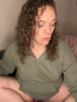 AuroraSummers online show from February 21, 2025, 5:13 am