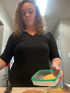 AuroraSummers online show from March 7, 2025, 3:29 am