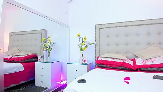 AnahiRivera online show from January 30, 2025, 6:43 pm