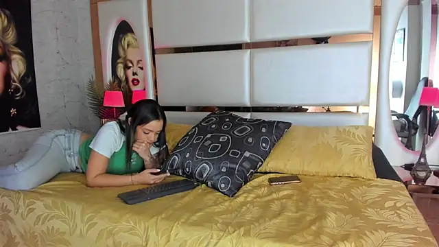 celestestars online show from January 23, 2025, 12:04 am