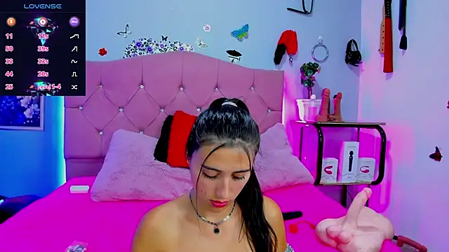 brenda moris01 online show from January 25, 2025, 3:19 am