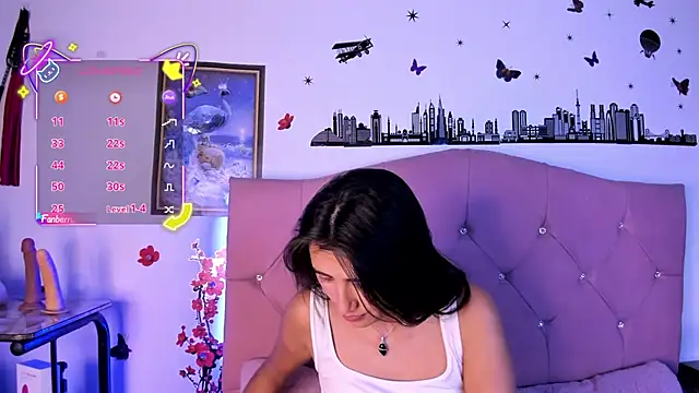 brenda moris01 online show from September 12, 2025, 9:26 pm