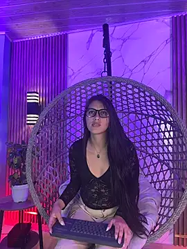 brenda moris01 online show from March 16, 2026, 9:52 pm