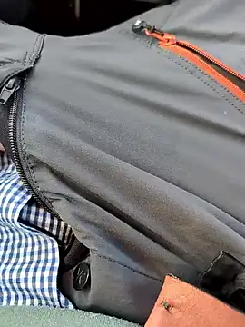 jungerbummser23 online show from March 21, 2025, 3:02 pm