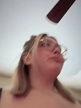 Snapshot of nativepumpkin95 chatting on January 27, 2025, 10:16 pm nativepumpkin95 online show from January 27, 2025, 10:16 pm