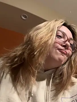 Snapshot of nativepumpkin95 chatting on February 24, 2025, 9:00 am nativepumpkin95 online show from February 24, 2025, 9:00 am