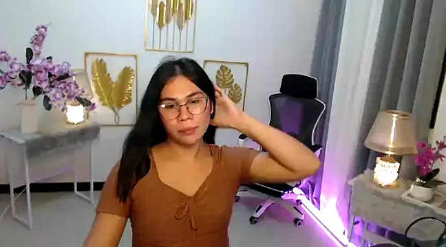 Snapshot of Asian_flabby chatting on December 23, 2024, 3:33 pm Asian flabby online show from December 23, 2024, 3:33 pm