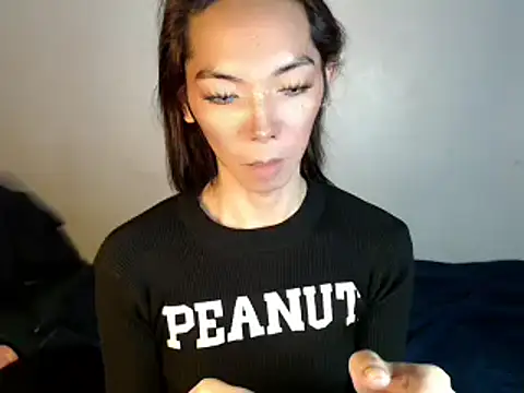 Snapshot of perly_169 chatting on December 15, 2024, 9:45 am perly 169 online show from December 15, 2024, 9:45 am