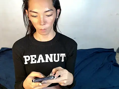 Snapshot of perly_169 chatting on February 21, 2025, 1:11 pm perly 169 online show from February 21, 2025, 1:11 pm