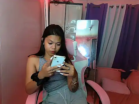 young salsalita online show from March 21, 2025, 3:02 pm