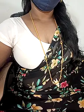 Tamil-hotwife online show from December 17, 2025, 12:33 pm
