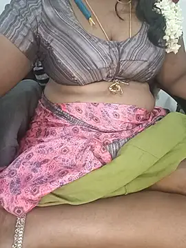 Snapshot of Tamil-hotwife chatting on July 3, 2026, 12:06 am Tamil-hotwife online show from July 3, 2026, 12:06 am