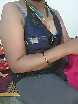 Snapshot of Tamil-hotwife chatting on July 13, 2026, 7:55 am Tamil-hotwife online show from July 13, 2026, 7:55 am