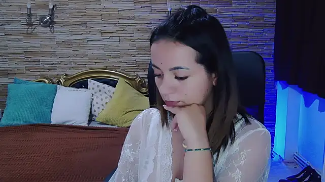 PlayfulElla online show from December 1, 2024, 4:29 pm