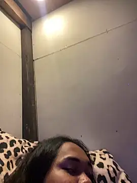 bettina love online show from November 19, 2025, 5:13 pm