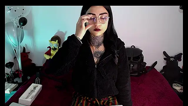 Snapshot of Ardat_Lili69 chatting on August 4, 2026, 2:26 am Ardat Lili69 online show from August 4, 2026, 2:26 am