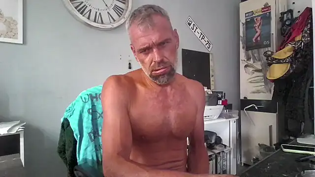 Snapshot of AnalSucht@xh chatting on June 24, 2026, 5:23 pm AnalSuchtxh online show from June 24, 2026, 5:23 pm