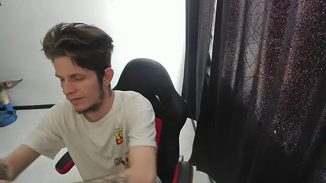 Jeff Waltonxh online show from December 16, 2025, 4:56 pm