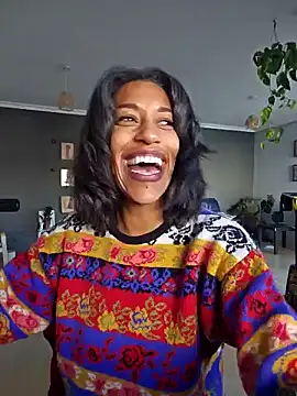 Goldenlace online show from December 4, 2024, 1:53 pm