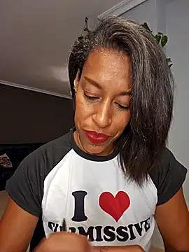 Goldenlace online show from September 19, 2025, 9:15 pm