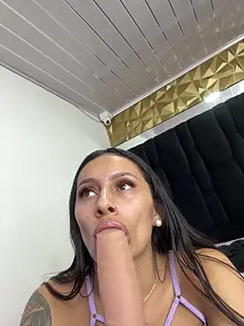 karlyn angels online show from December 17, 2024, 10:11 pm