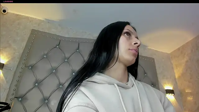 karlyn angels online show from December 23, 2024, 6:58 pm