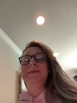 Snapshot of Vivian_MayXxX chatting on March 2, 2025, 3:37 pm Vivian MayXxX online show from March 2, 2025, 3:37 pm