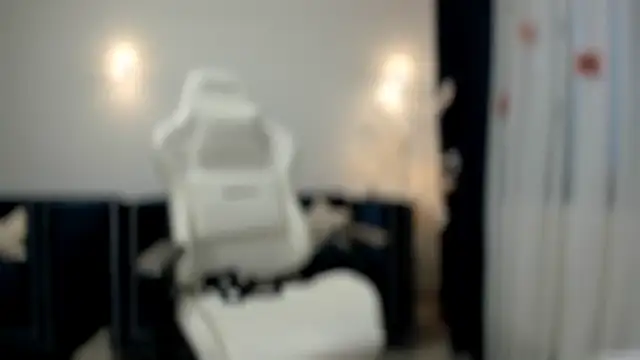  missperfection  online show from December 10, 2024, 6:22 am