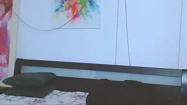 Snapshot of HoneyLara chatting on February 11, 2025, 7:38 pm HoneyLara online show from February 11, 2025, 7:38 pm