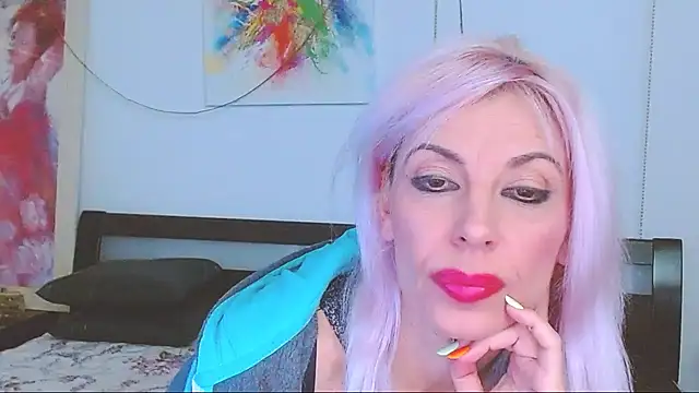 Snapshot of HoneyLara chatting on February 13, 2025, 2:23 am HoneyLara online show from February 13, 2025, 2:23 am