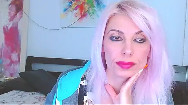 Snapshot of HoneyLara chatting on February 28, 2025, 3:26 am HoneyLara online show from February 28, 2025, 3:26 am