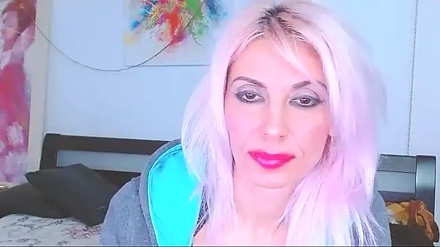 Snapshot of HoneyLara chatting on March 1, 2025, 5:31 am HoneyLara online show from March 1, 2025, 5:31 am