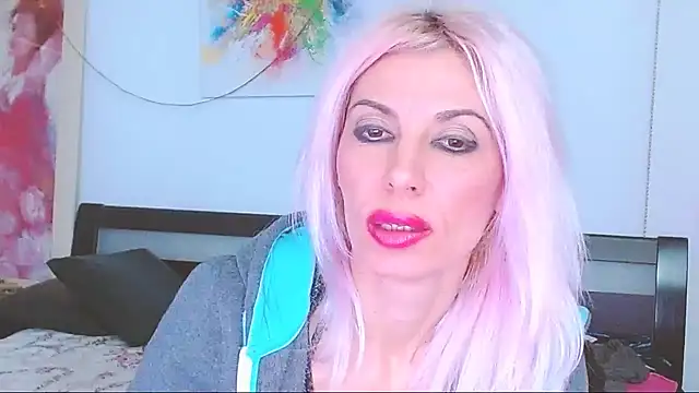 Snapshot of HoneyLara chatting on March 2, 2025, 6:16 am HoneyLara online show from March 2, 2025, 6:16 am