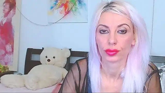 Snapshot of HoneyLara chatting on October 30, 2025, 9:15 pm HoneyLara online show from October 30, 2025, 9:15 pm