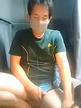 Snapshot of tarou08700870 chatting on December 17, 2024, 8:34 am tarou08700870 online show from December 17, 2024, 8:34 am