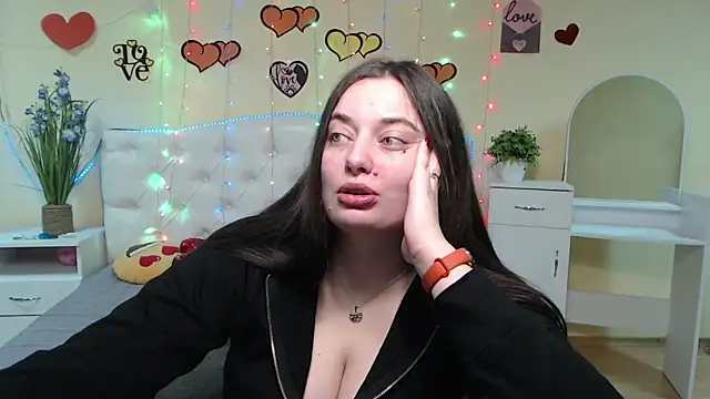 MilanaPrice online show from February 8, 2025, 6:12 pm