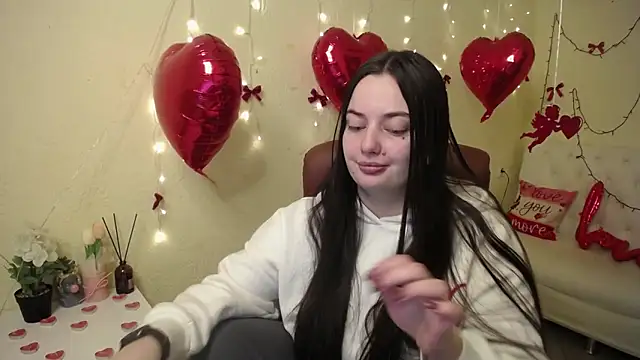 MilanaPrice online show from February 7, 2026, 6:39 am