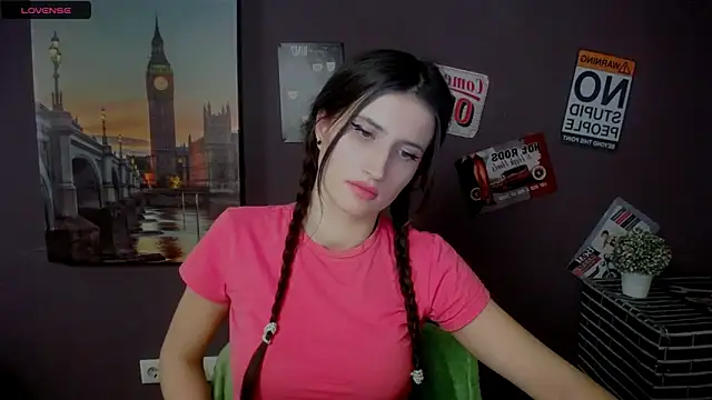 MaryEm976 online show from February 7, 2025, 11:56 am