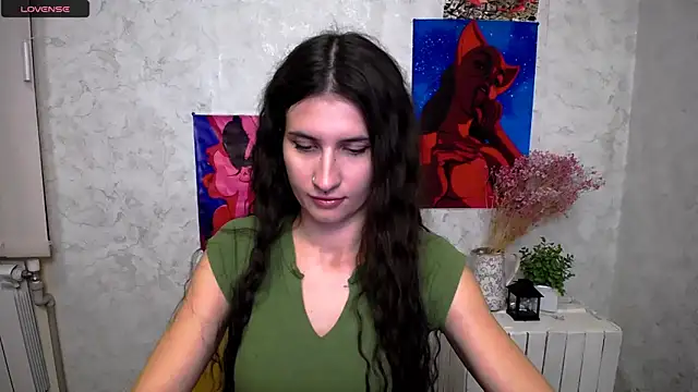 MaryEm976 online show from October 3, 2025, 8:44 am