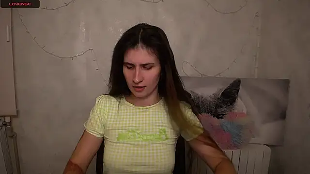 Snapshot of MaryEm976 chatting on July 27, 2026, 10:44 am MaryEm976 online show from July 27, 2026, 10:44 am