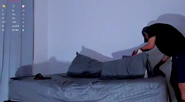 Snapshot of Cloudy_pigDude chatting on January 1, 2025, 3:45 am Cloudy pigDude online show from January 1, 2025, 3:45 am