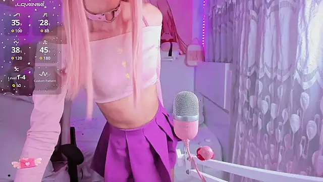 mia kawaii05 online show from April 11, 2026, 11:20 pm