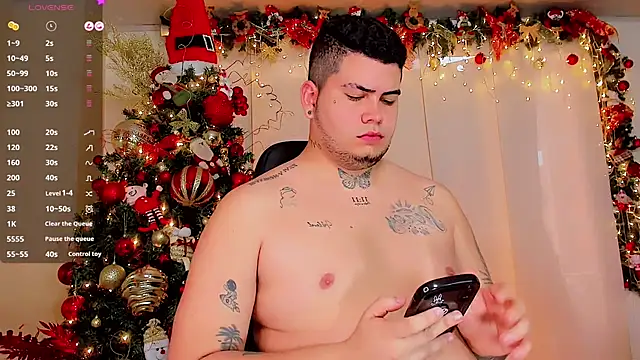 Snapshot of Thomas_chubbyxhot chatting on December 21, 2024, 9:15 pm Thomas chubbyxhot online show from December 21, 2024, 9:15 pm