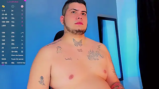 Snapshot of Thomas_chubbyxhot chatting on January 8, 2025, 2:35 pm Thomas chubbyxhot online show from January 8, 2025, 2:35 pm