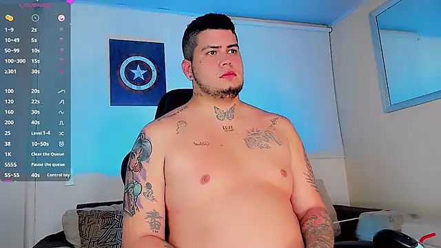 Snapshot of Thomas_chubbyxhot chatting on February 4, 2025, 7:51 am Thomas chubbyxhot online show from February 4, 2025, 7:51 am