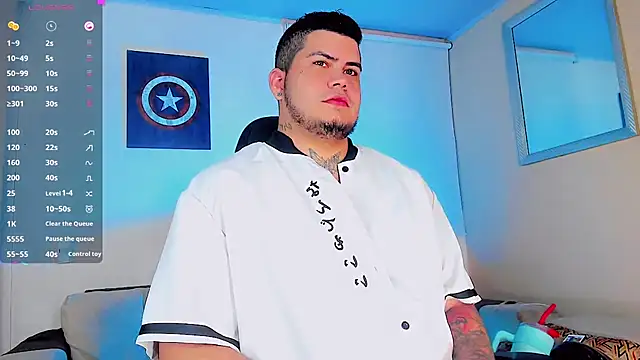 Snapshot of Thomas_chubbyxhot chatting on February 5, 2025, 5:41 am Thomas chubbyxhot online show from February 5, 2025, 5:41 am