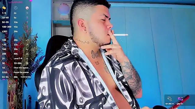 Snapshot of Thomas_chubbyxhot chatting on February 11, 2025, 2:03 am Thomas chubbyxhot online show from February 11, 2025, 2:03 am